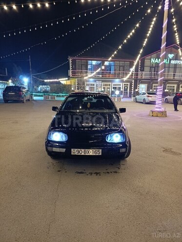 Volkswagen Golf 1994, 235,000 km - 1.8 л - Bakı