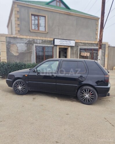 Volkswagen Golf 1994, 235,000 km - 1.8 л - Bakı