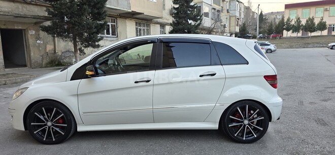 Mercedes B 170 2009, 185,000 km - 1.7 l - Sumqayıt