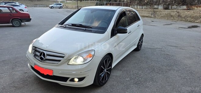 Mercedes B 170 2009, 185,000 km - 1.7 l - Sumqayıt