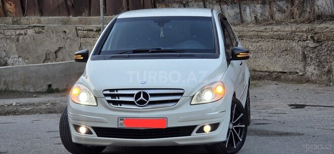Mercedes B 170 2009, 185,000 km - 1.7 l - Sumqayıt