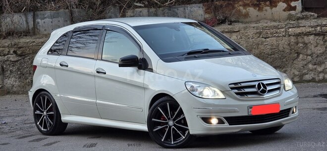 Mercedes B 170 2009, 185,000 km - 1.7 l - Sumqayıt