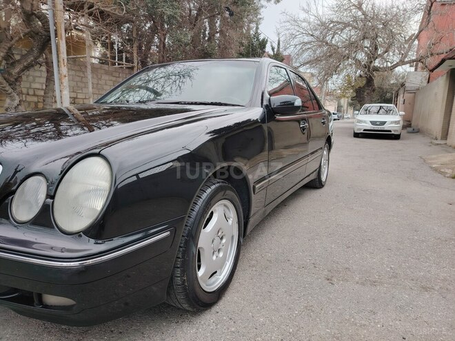 Mercedes E 220 1999, 340,000 km - 2.2 л - Bakı