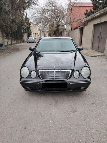 Mercedes E 220 1999, 340,000 km - 2.2 л - Bakı
