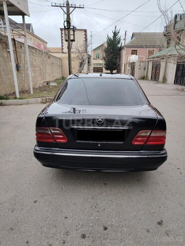 Mercedes E 220 1999, 340,000 km - 2.2 л - Bakı