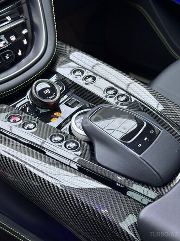 Aston Martin  2023, 900 km - 4.0 l - Bakı