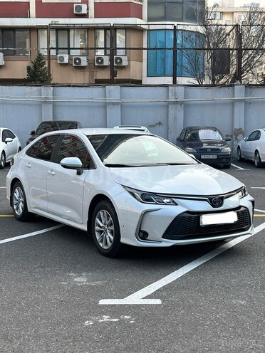 Toyota Corolla 2023, 62,500 km - 1.8 l - Bakı