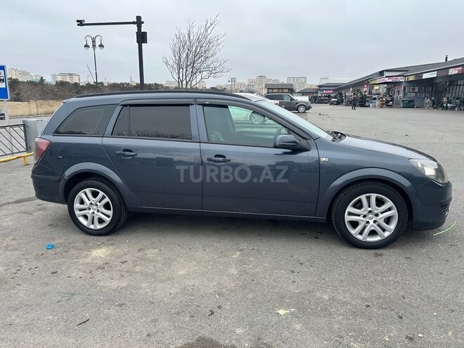 Opel Astra 2006, 330,000 km - 1.3 l - Bakı
