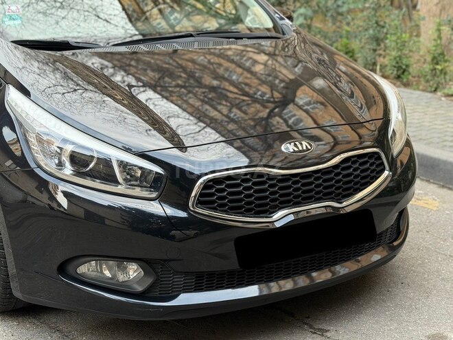Kia  2014, 215,000 km - 1.6 l - Bakı