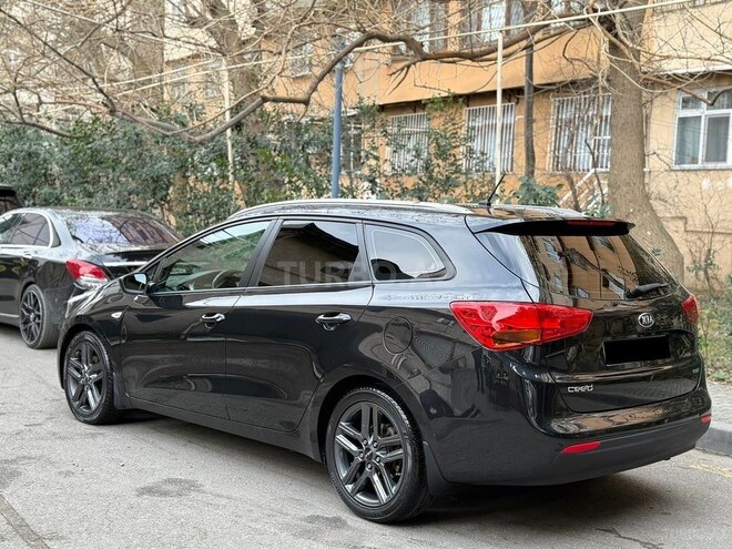 Kia  2014, 215,000 km - 1.6 l - Bakı