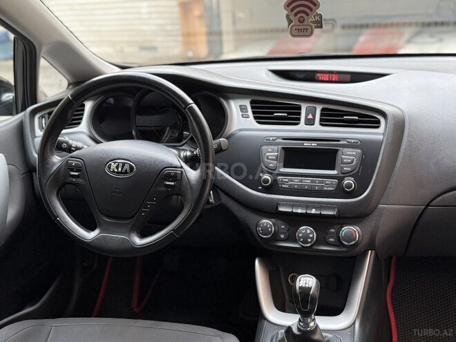 Kia  2014, 215,000 km - 1.6 l - Bakı