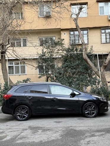 Kia  2014, 215,000 km - 1.6 l - Bakı