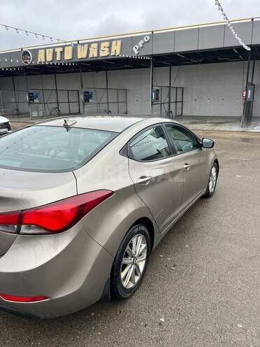 Hyundai Elantra 2015, 241,000 km - 1.8 l - Bakı