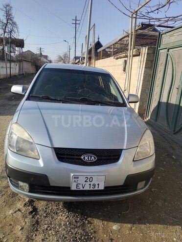 Kia Rio 2006, 377,000 km - 1.5 l - Şirvan