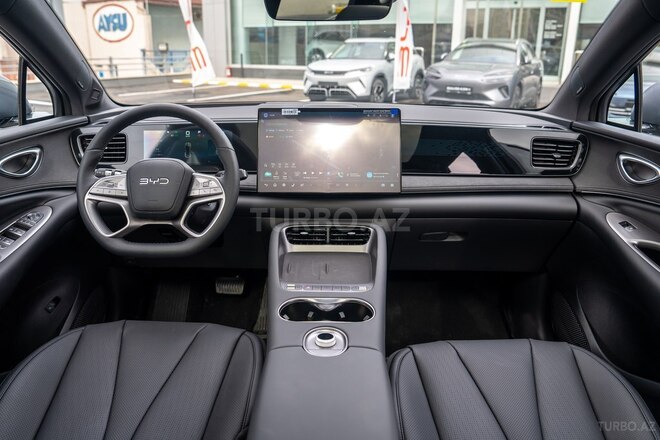 BYD Sea Lion 06-8