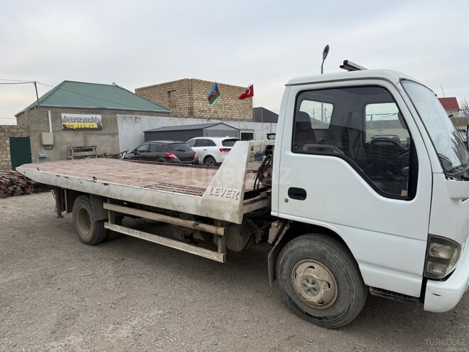 Isuzu NPR 66 P 2008, 266,000 km - 3.9 l - Sumqayıt