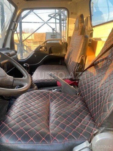 Isuzu NPR 66 P 2008, 266,000 km - 3.9 l - Sumqayıt