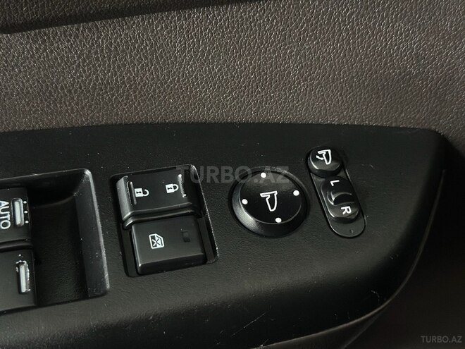 Honda CR-V-27