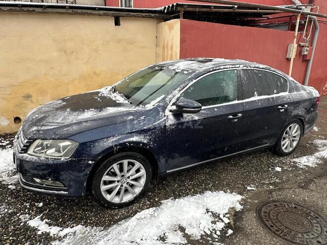 Volkswagen Passat 2011, 313,005 km - 1.8 l - Xaçmaz