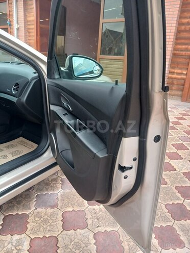 Chevrolet Cruze 2011, 314,839 km - 1.4 л - Gəncə