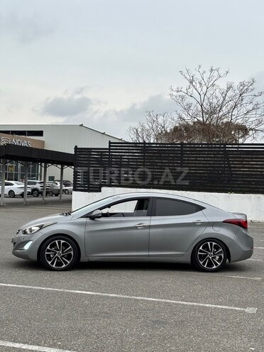 Hyundai Avante 2015, 240,000 km - 1.6 l - Bakı