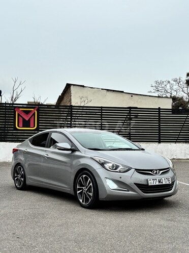 Hyundai Avante 2015, 240,000 km - 1.6 l - Bakı