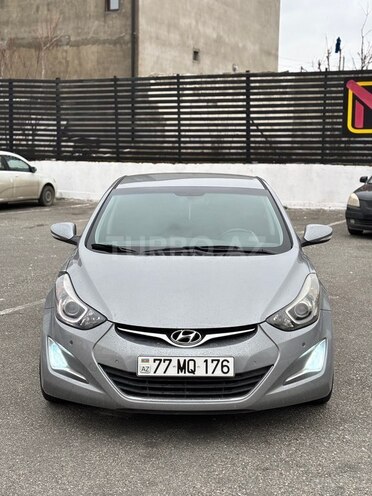 Hyundai Avante 2015, 240,000 km - 1.6 l - Bakı