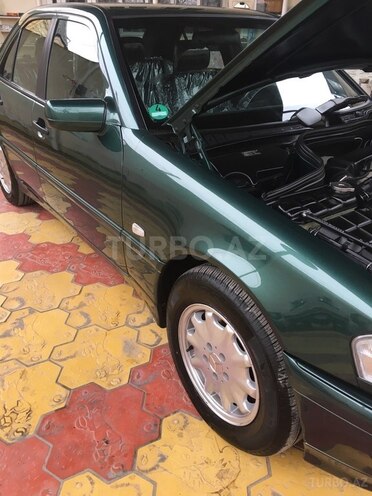 Mercedes C 200 1998, 320,000 km - 2.0 l - Gəncə