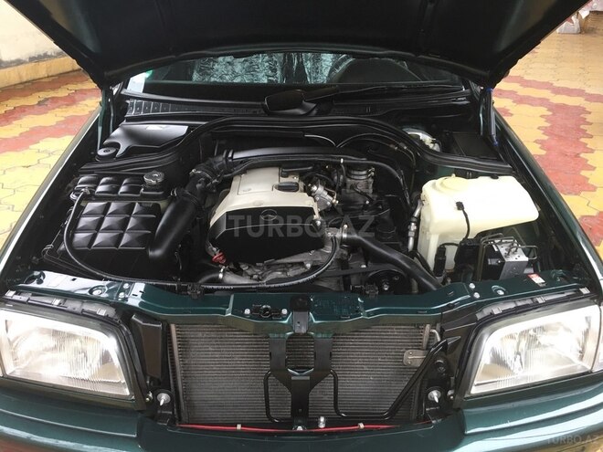 Mercedes C 200 1998, 320,000 km - 2.0 l - Gəncə