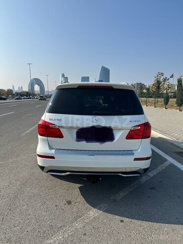 Mercedes GL 350 4MATIC-3