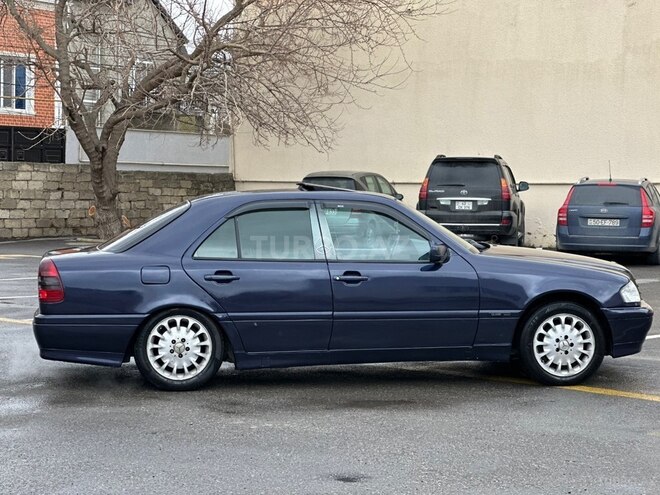 Mercedes C 200 1997, 254,547 km - 2.0 l - Bakı