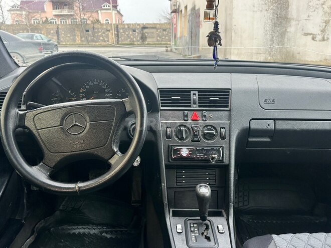 Mercedes C 200 1997, 254,547 km - 2.0 l - Bakı
