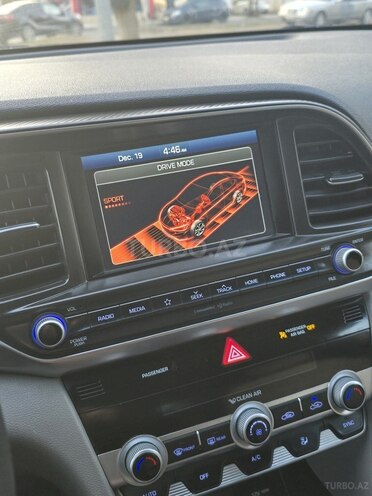 Hyundai Elantra 2020, 80,000 km - 2.0 l - Gəncə
