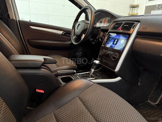 Mercedes B 180 2010, 127,000 km - 1.7 л - Bakı