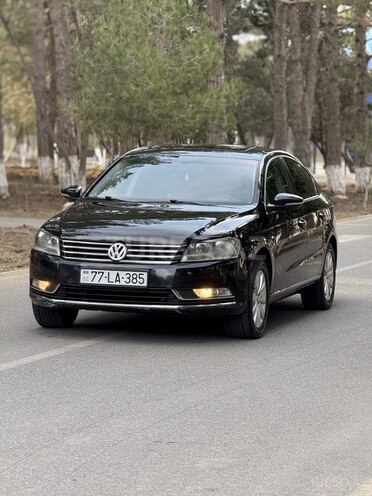 Volkswagen Passat 2013, 183,000 km - 1.8 l - Bakı