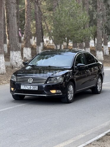 Volkswagen Passat 2013, 183,000 km - 1.8 l - Bakı