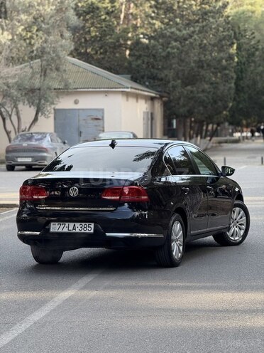 Volkswagen Passat 2013, 183,000 km - 1.8 l - Bakı