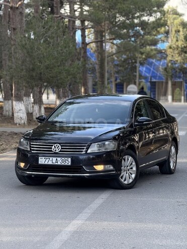 Volkswagen Passat 2013, 183,000 km - 1.8 l - Bakı