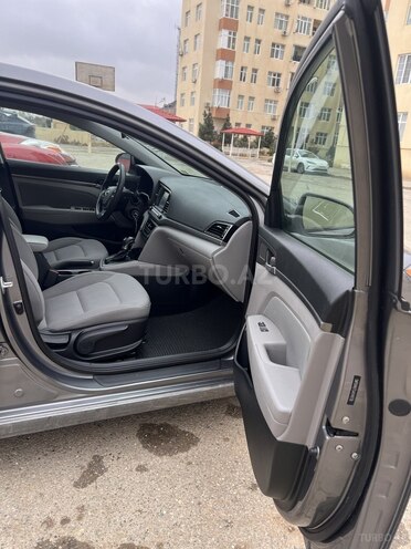 Hyundai Elantra 2017, 177,993 km - 2.0 l - Bakı