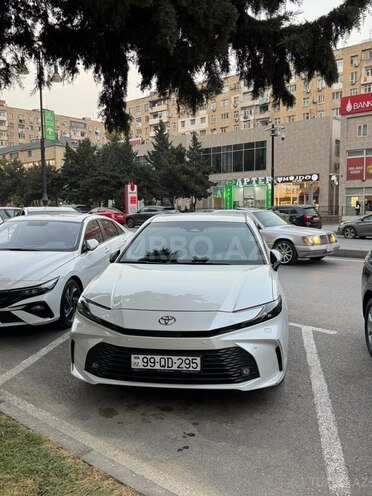 Toyota Camry-7