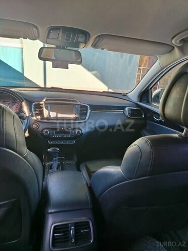 Kia Sorento-3