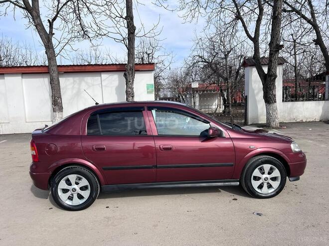 Opel Astra 2001, 418,989 km - 1.6 l - Quba