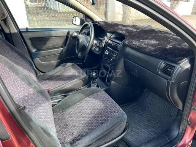 Opel Astra 2001, 418,989 km - 1.6 l - Quba