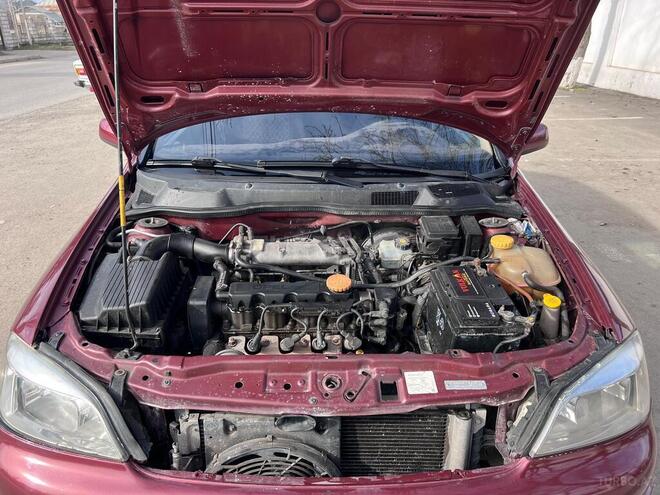 Opel Astra 2001, 418,989 km - 1.6 l - Quba
