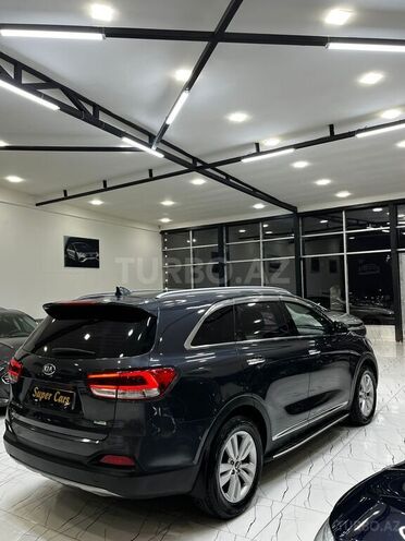 Kia Sorento-3
