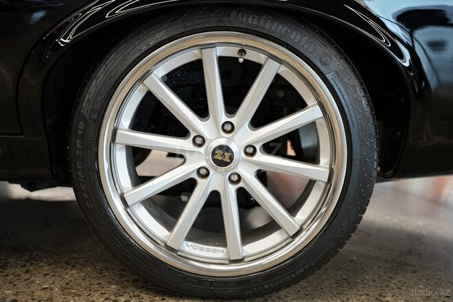 Jaguar  1985, 130 km - 5.3 l - Bakı