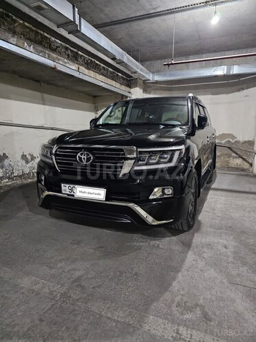 Toyota Land Cruiser-10