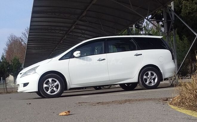 Mitsubishi Grandis 2007, 162,000 km - 2.4 l - Bakı