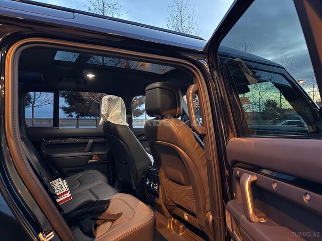 Land Rover Defender-17