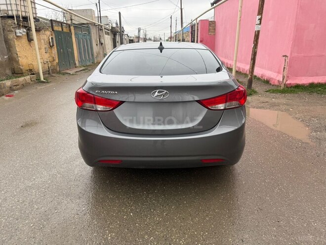 Hyundai Elantra 2013, 257,500 km - 1.8 l - Bakı